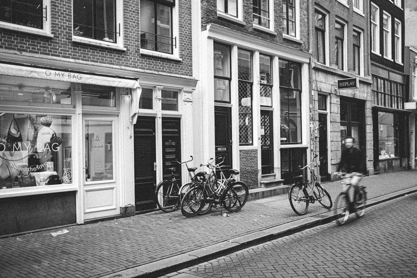 street photography travel photography Netherlands amsterdam Photography  photographer city Urban Street black and white