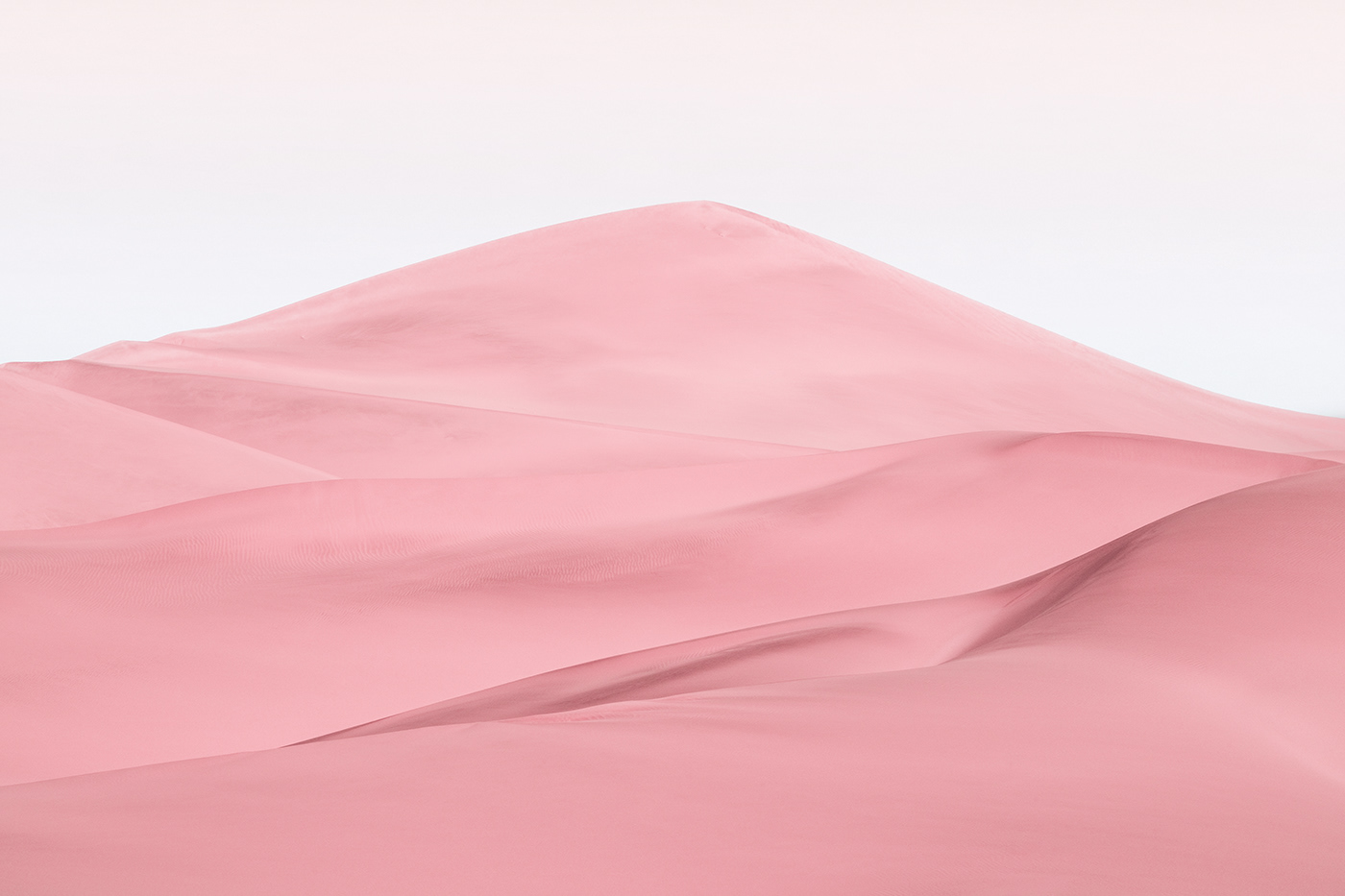 desert Magic Reality pink desert sand hill wallpaper 壁纸 粉色沙漠 魔幻现实 鸣沙山 Jonas daley