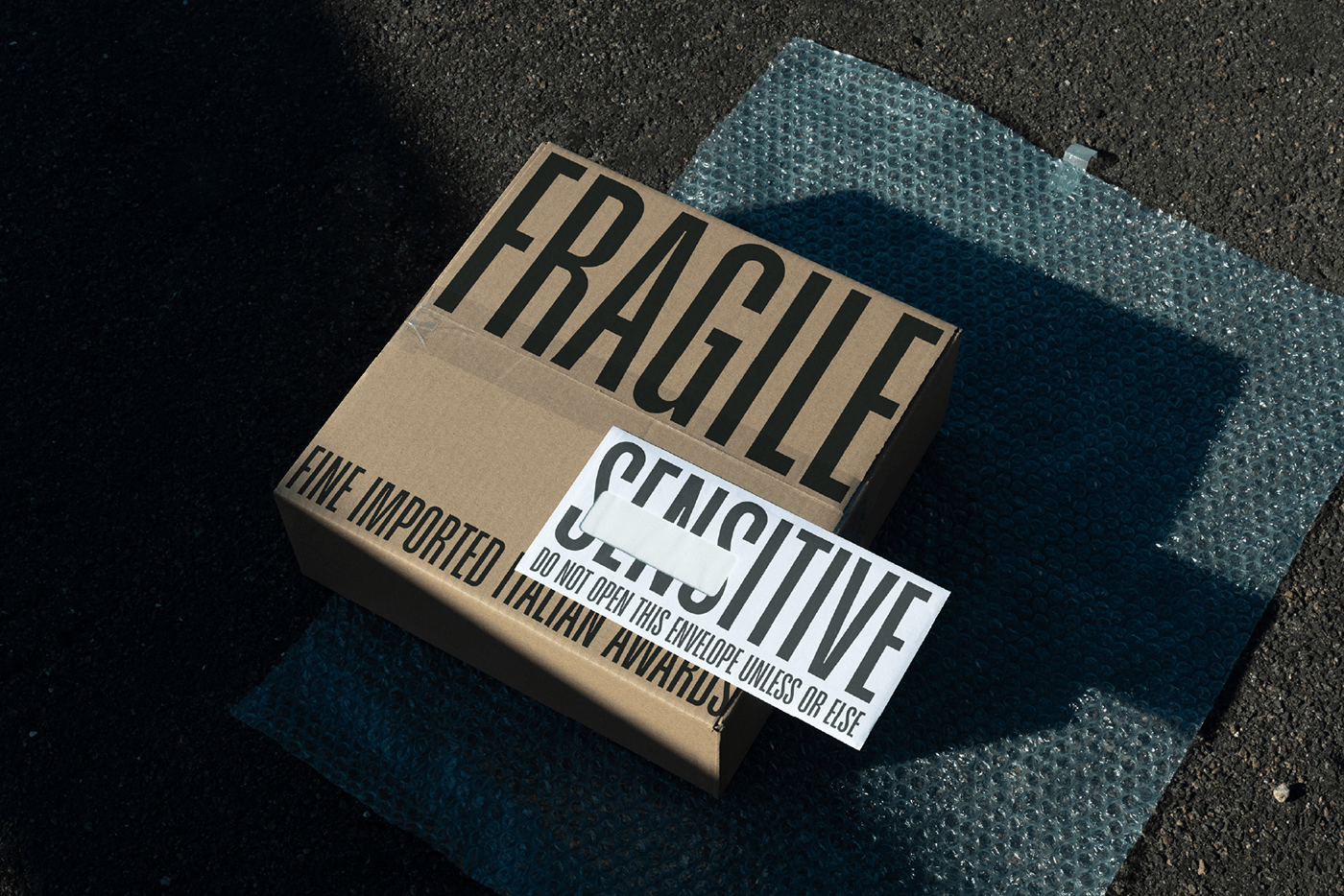 a box that says "fragile" imported form Italy