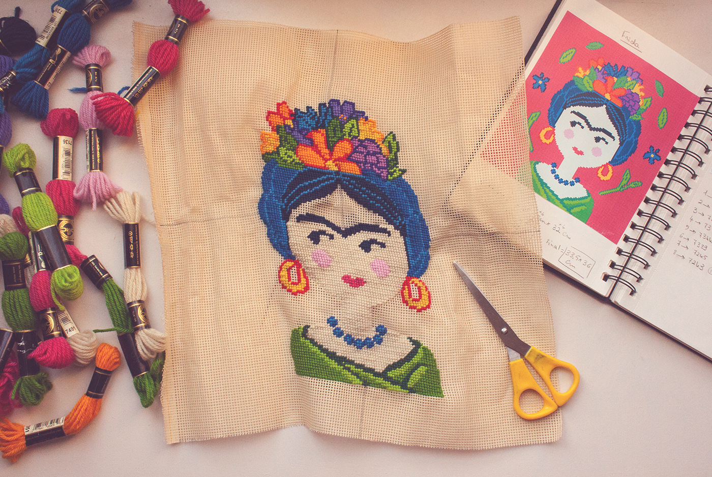 Embroidery frida kahlo canevas canvas handmade colorful mexico Mexican artist painter egypt cairo color art