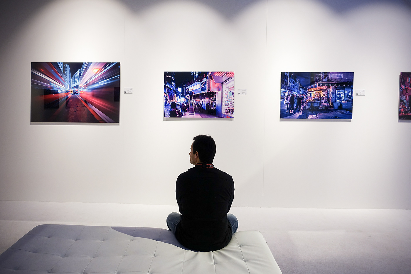Xposure Exhibition  festival Photography  UAE sharjah Event exposition glow print