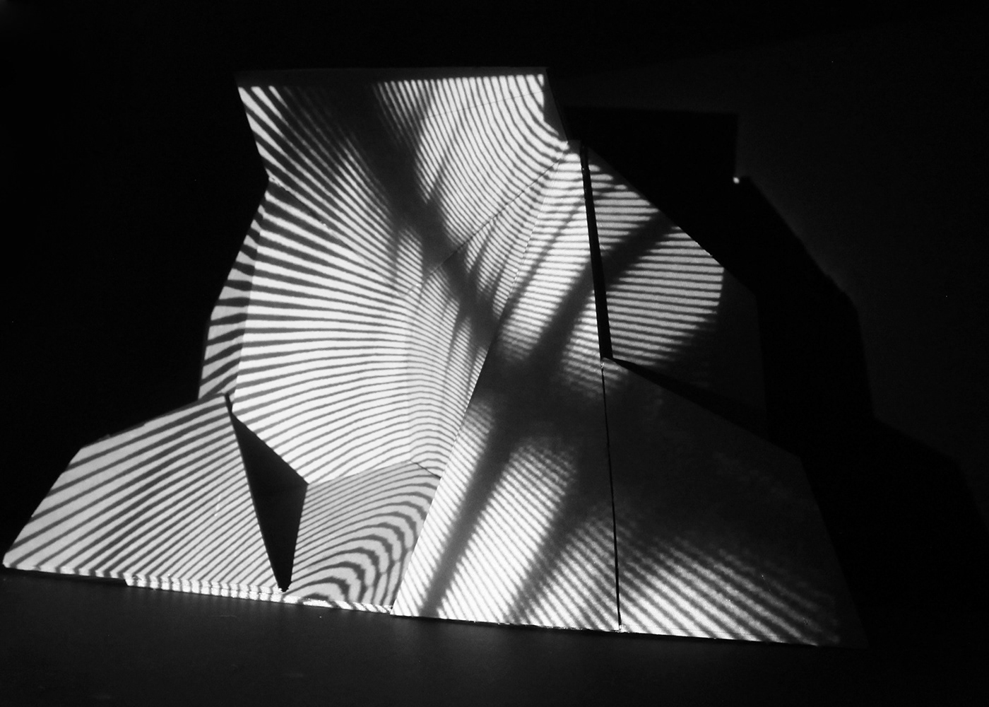 video mapping interactive typography   Multimedia  installation animation  motion graphic light black HSE DESIGN