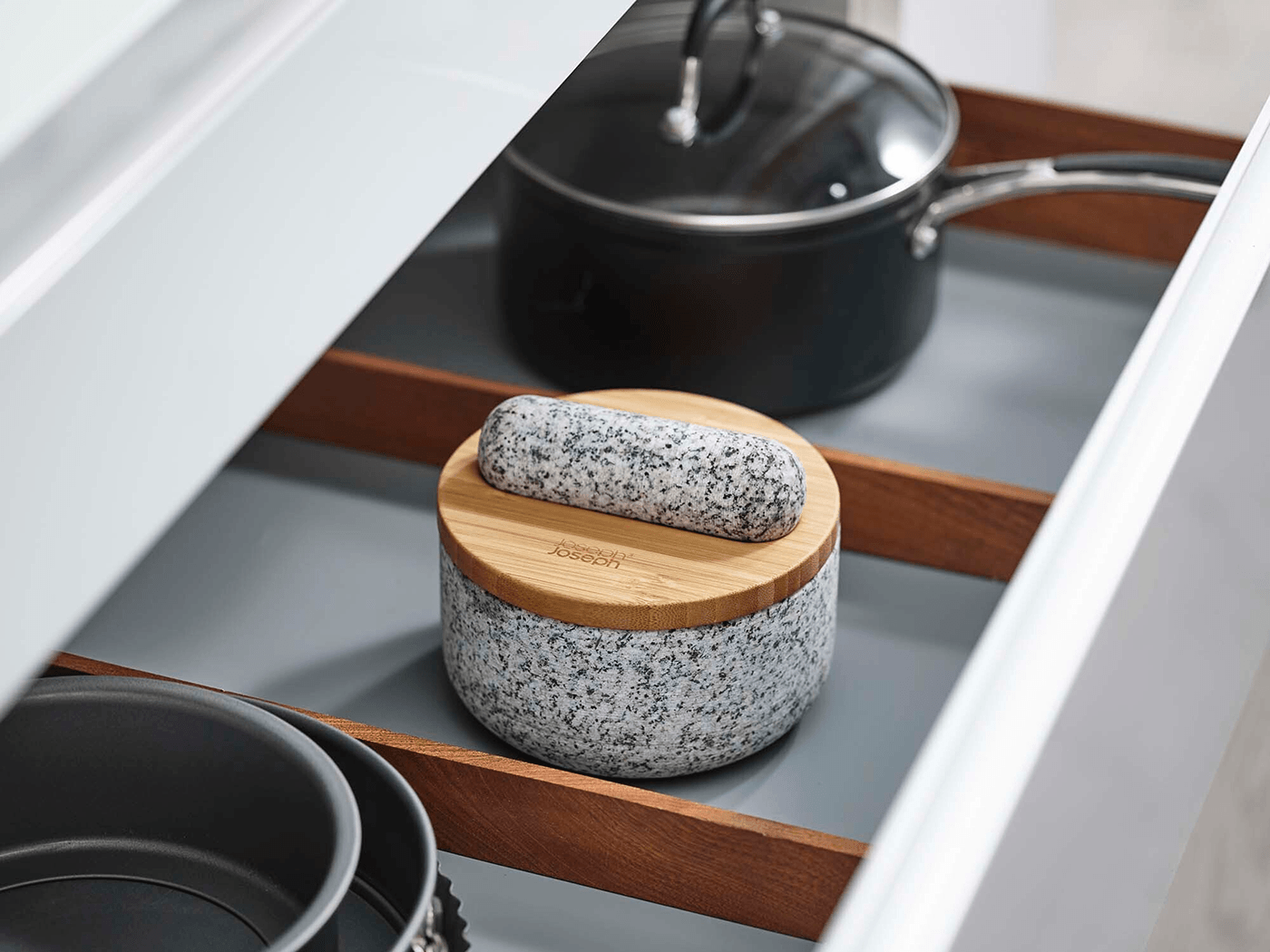 homeware kitchen cooking Food  KITCHENWARE Product Photography industrial design  design product design  Pestle & Mortar