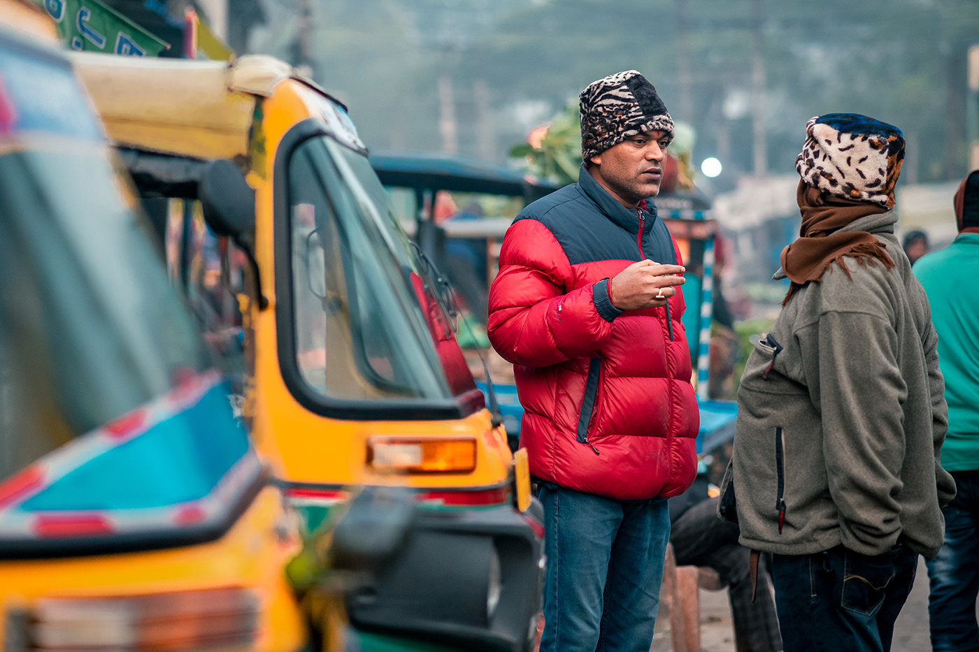 MORNING marketing   color Photography  Street people fog winter market India