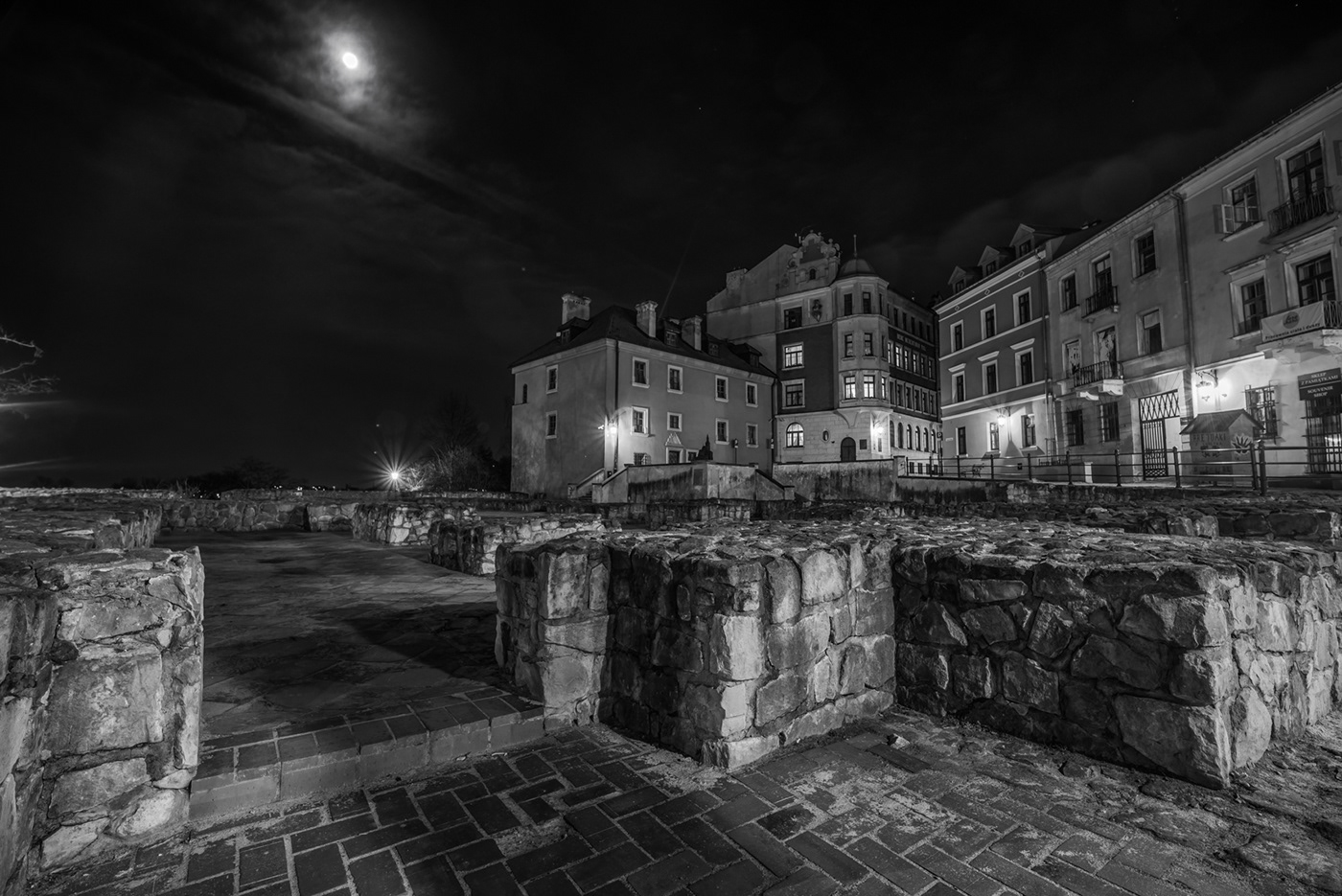 black and white street photography city Urban Street architecture night light lublin