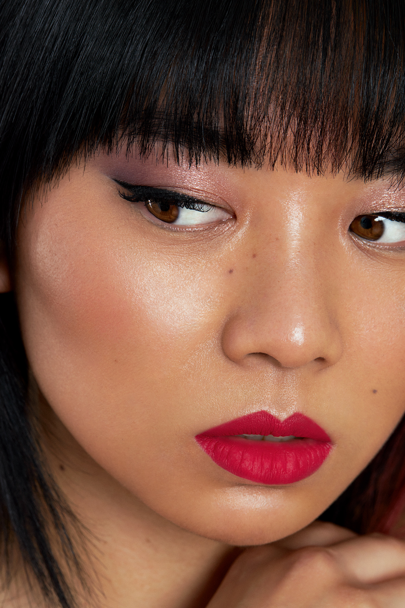 asian beauty closeup photoshoot red makeup retouching 