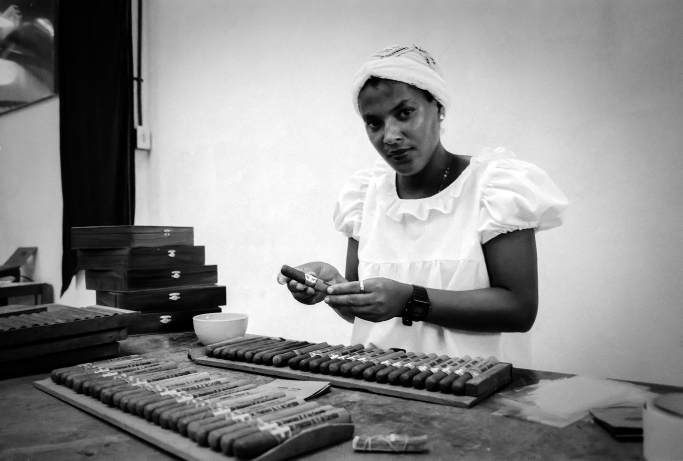 Brasil reconcavo tobaco são felix cigar cigarettes bahia worker woman plantation