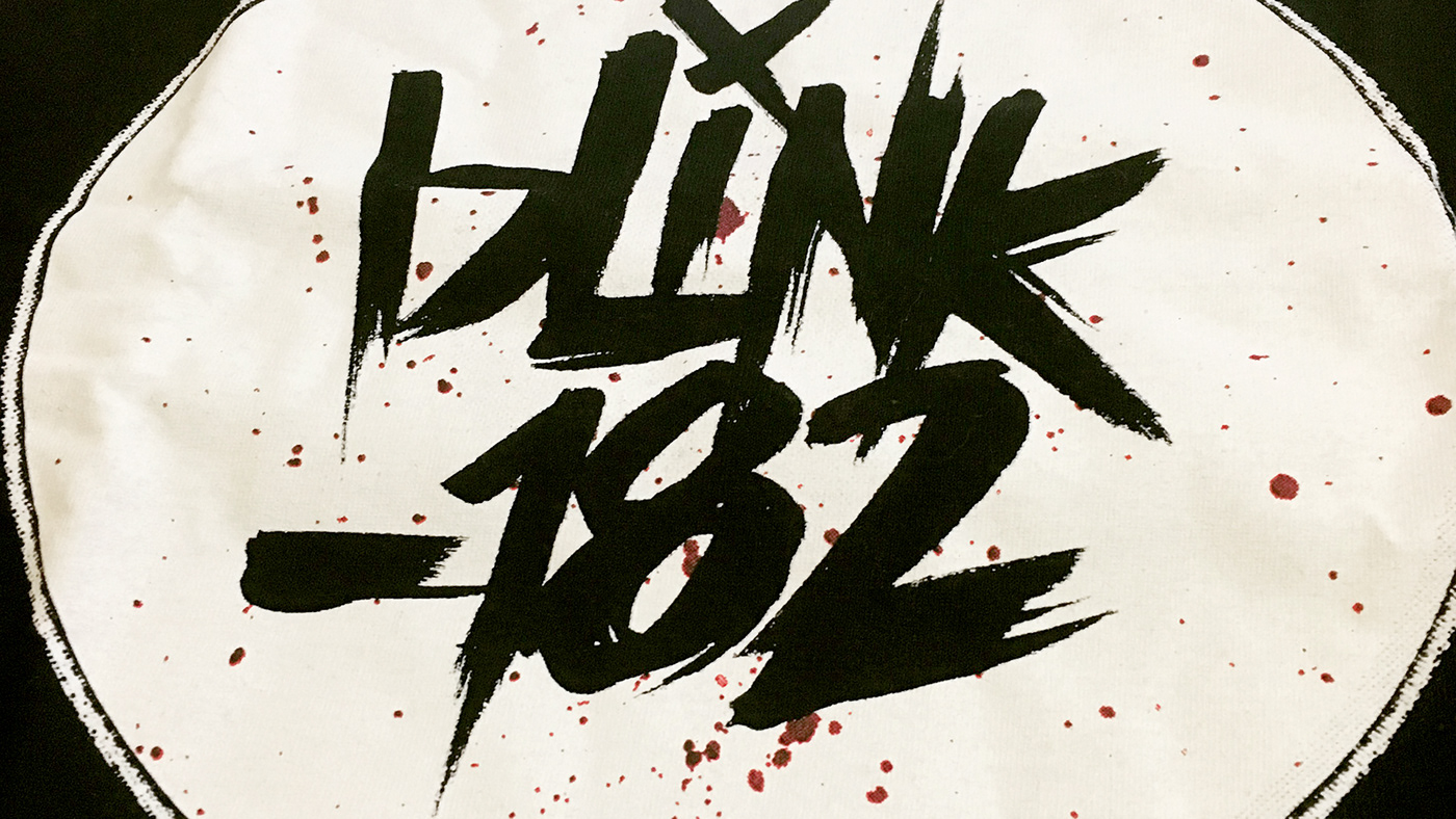 blink-182 t-shirt graphic design  snare drums snare drum blood spatter
