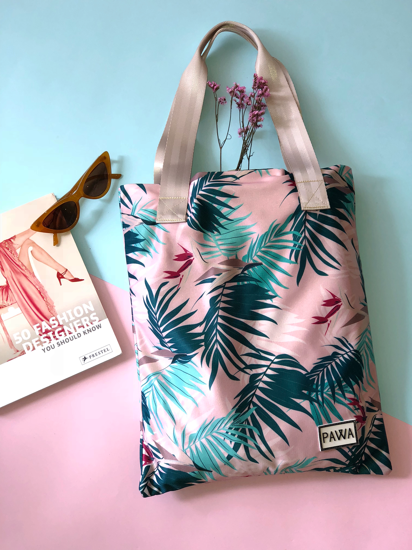 bags branding  branding bags ILLUSTRATION  tropical illustration beach pawa