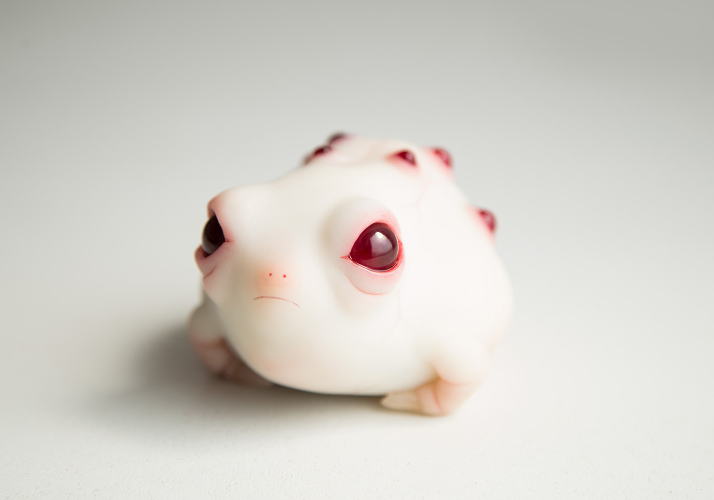 Cute rainfrog figurine