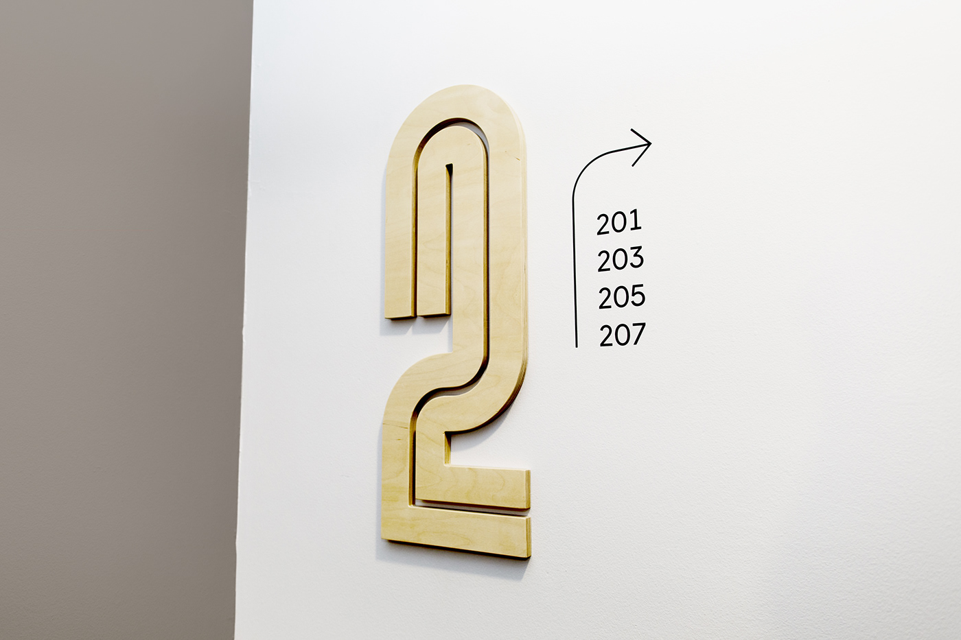 typography   Typographie lettrage lettering Signage signalétique Montreal Olympique olympic wood