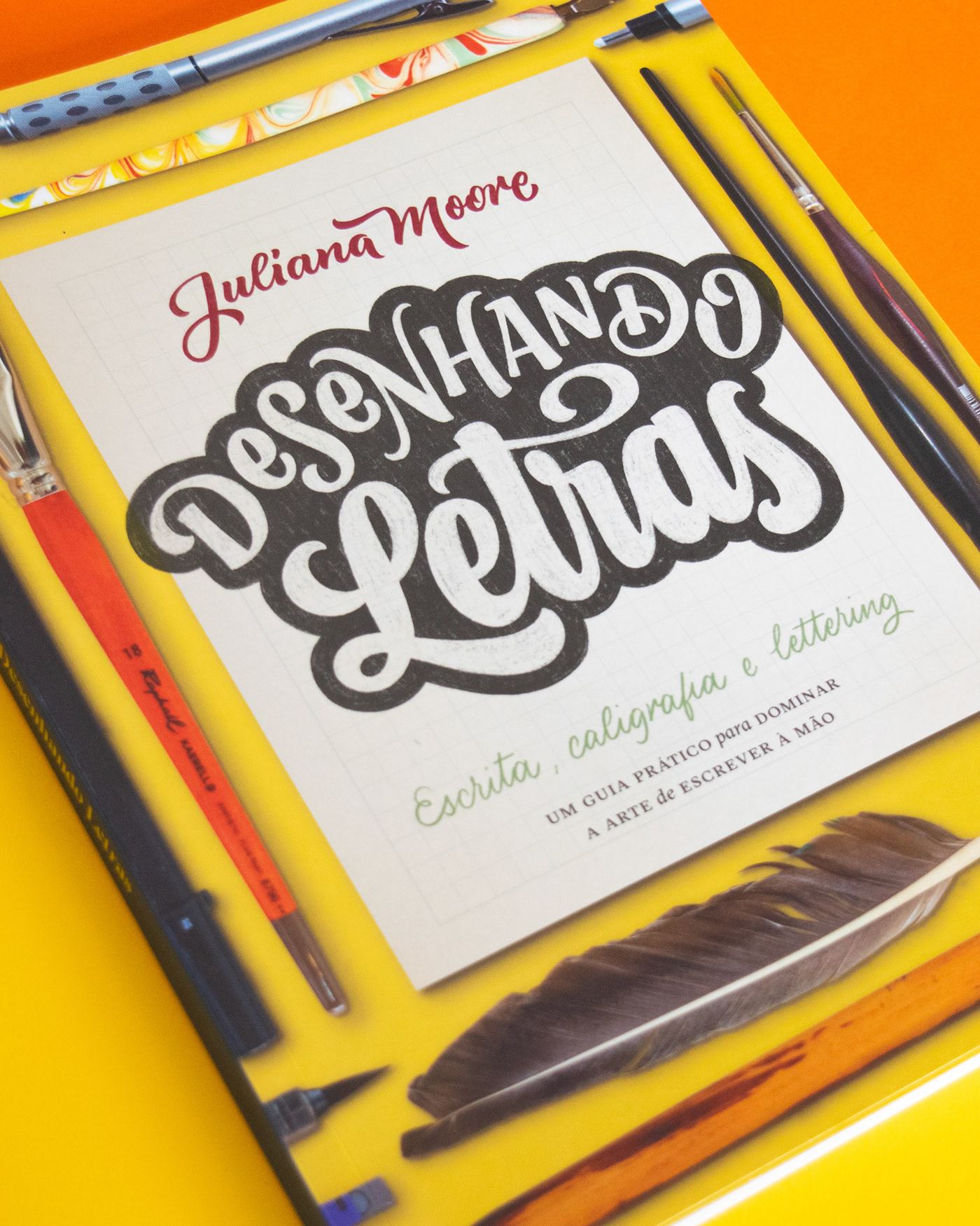 lettering Handlettering Livro book design editorial publishing   typography   Procreate Calligraphy   caligrafia