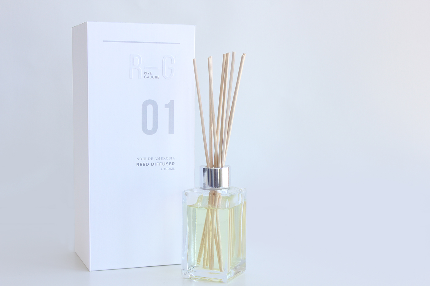 package reed diffuser rive gauche minimalise design White purfume perfume package pacaging