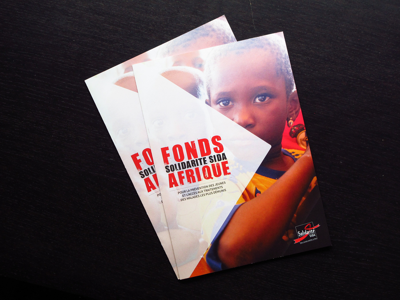 leaflet solidarité sida communication engagement prevention solidarité sida afrique Association
