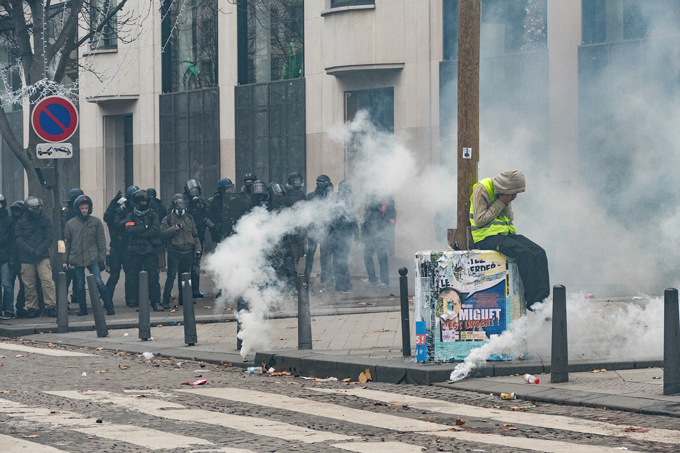 riot Paris yellowvest france demonstration