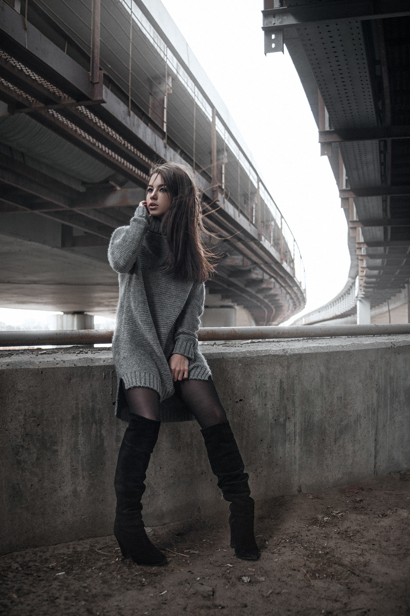 girl Fashion  grey Street Kazan