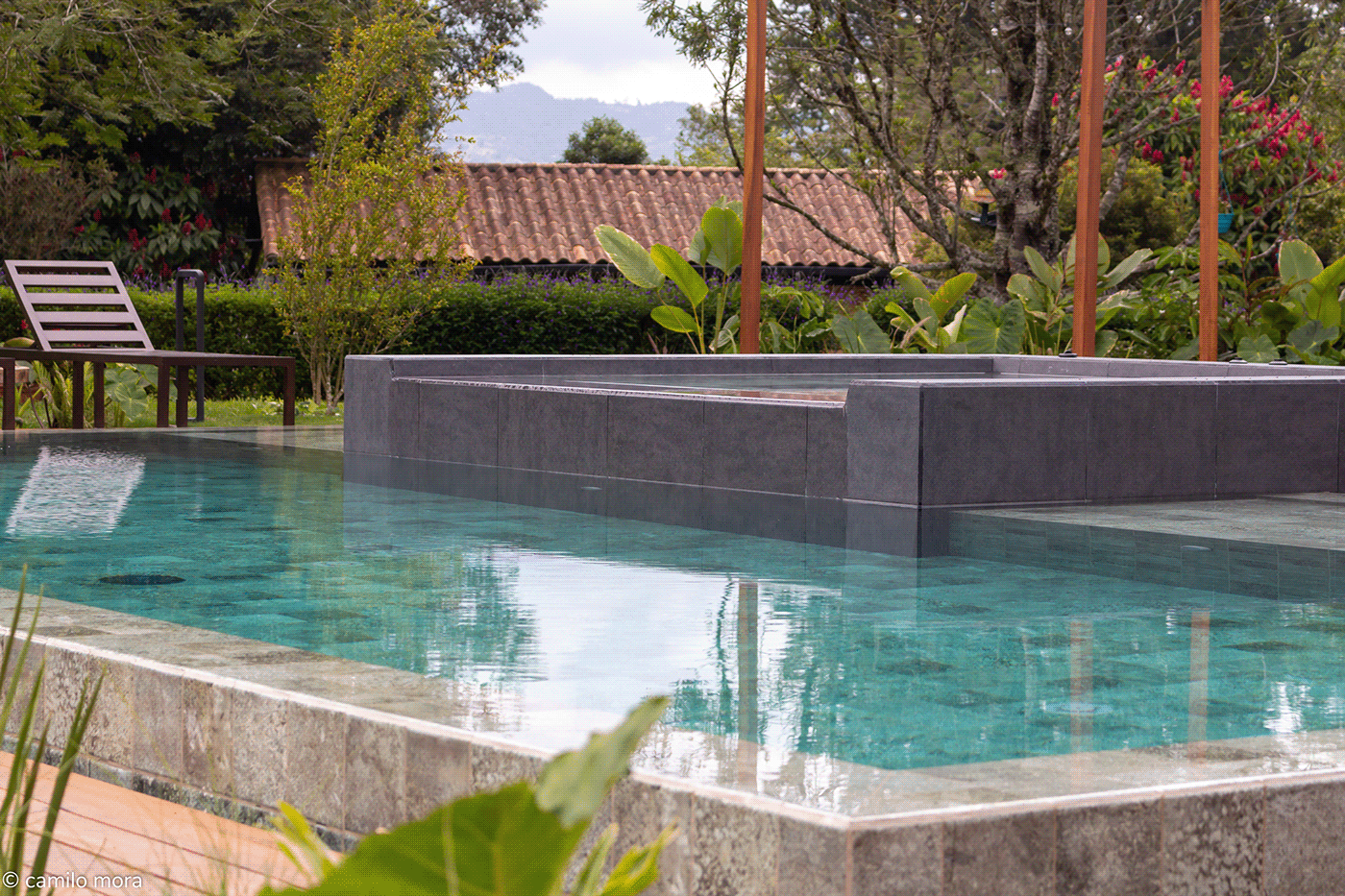 ARQUITETURA deck exterior design jacuzzi piscina zona de aguas