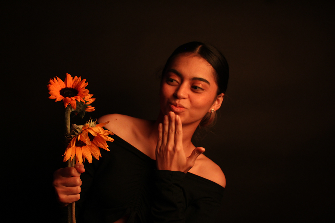 Fotografia Photography  portrait beauty woman sunflower girasol yellow vangoghinspired