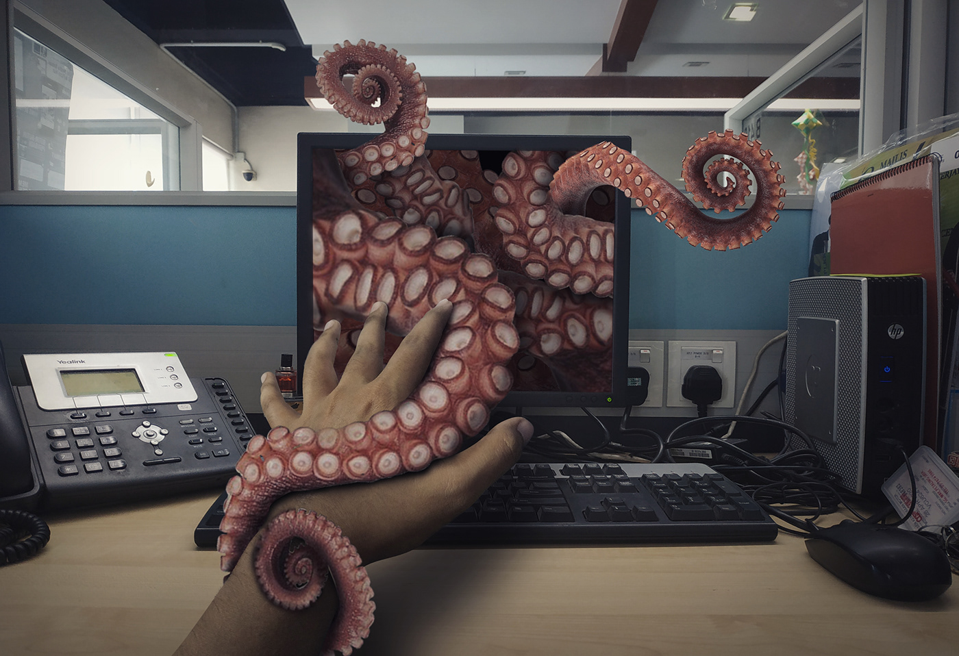 octopus animal Computer Work  Office creature Attack predator