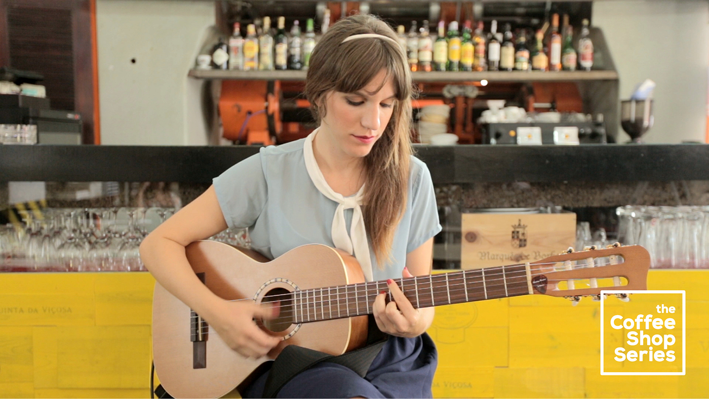 short-film Portugal web series Web series studio minimal digital girl actress live music Coffee coffee shop scene