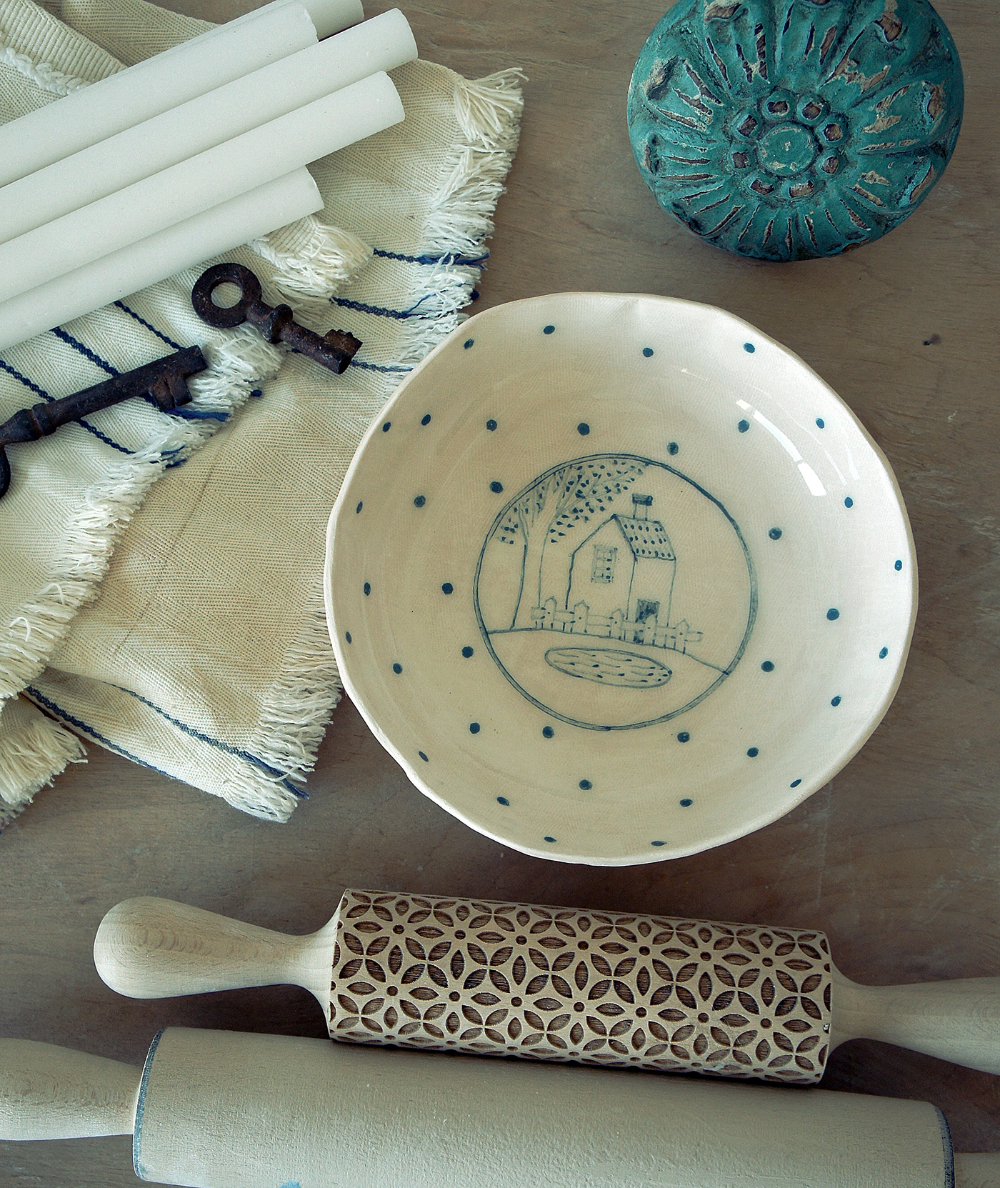 clay plates glaze ceramics  kitchen dishes tableware