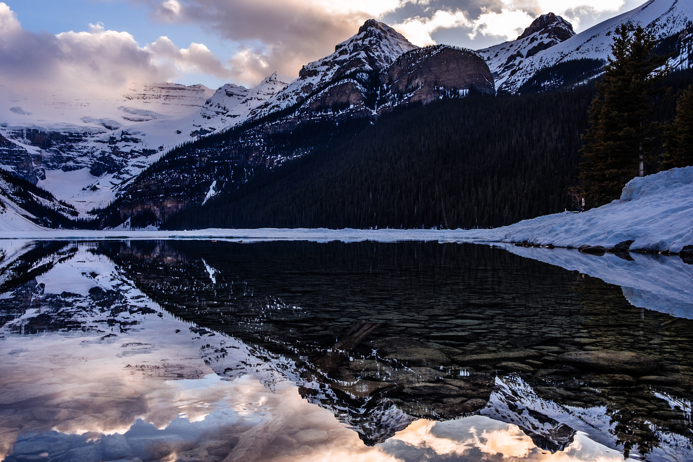 Canada Banff jasper Northern Lights Nature wildlife mountains reflections
