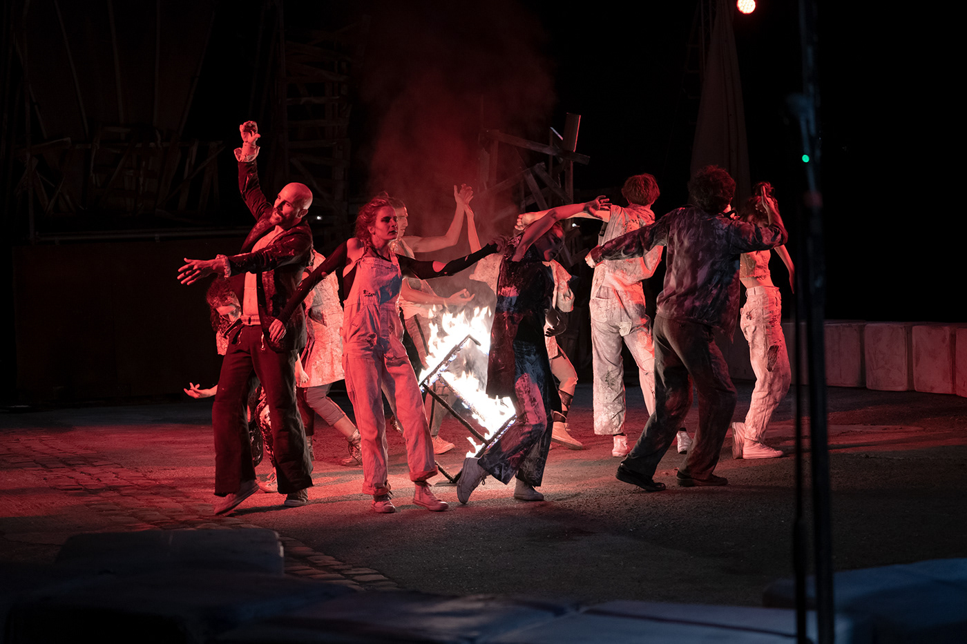 amazing DANCE   Eventphotography fire freedom generationaltrauma Photography  Show suffering Theatre