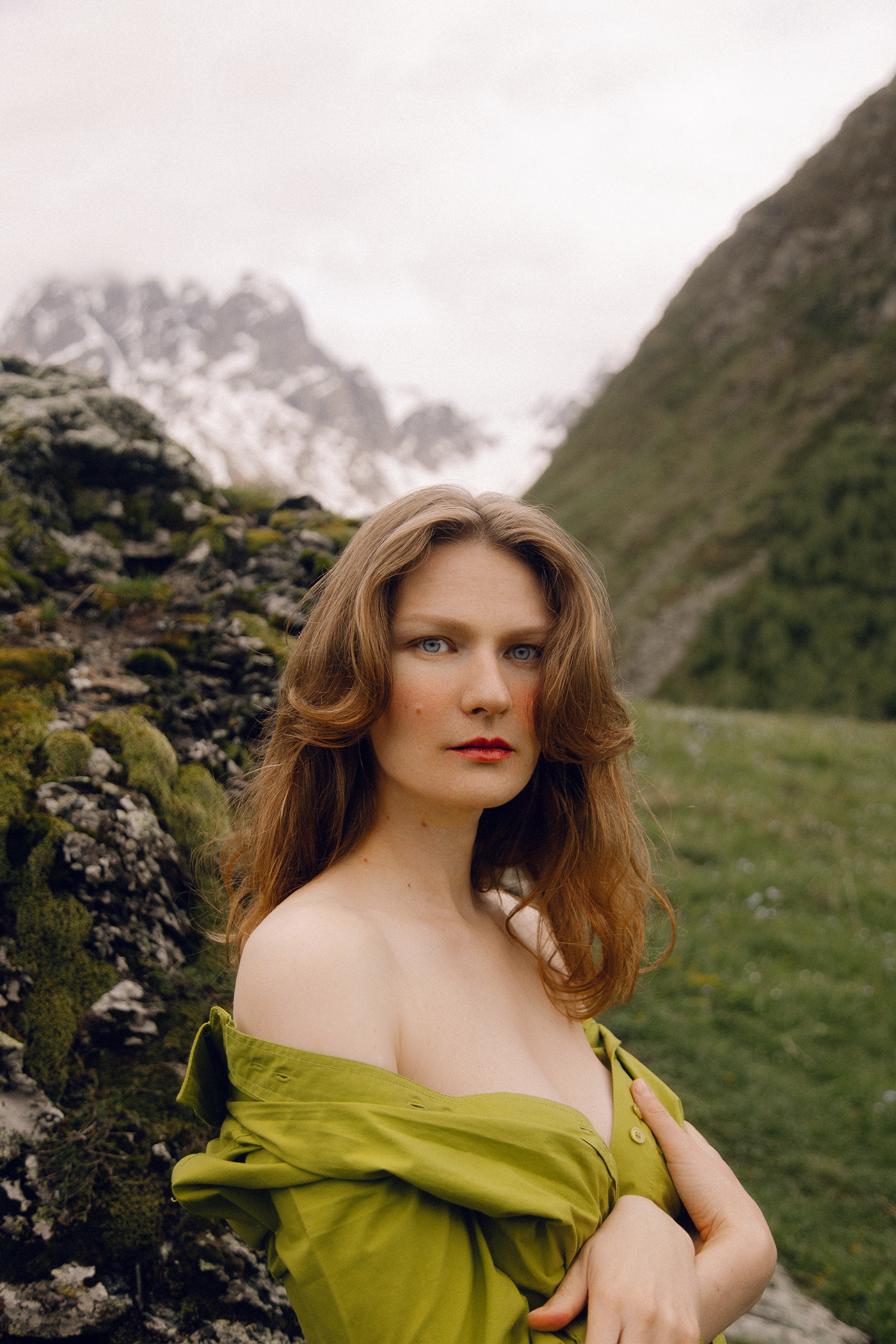 mountain Photography  photographer photoshoot model Fashion  beauty portrait woman lightroom