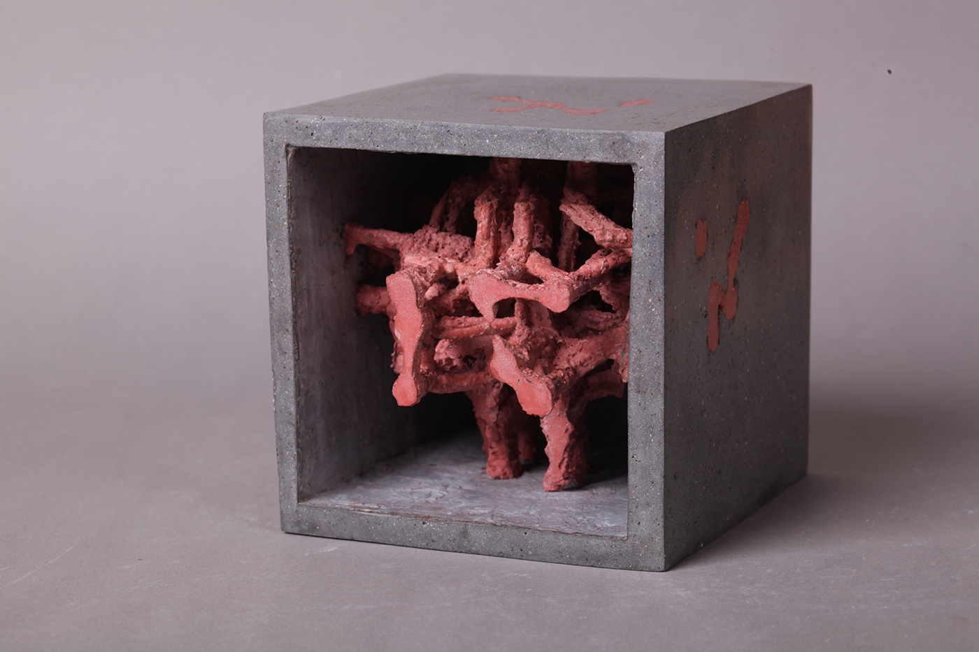 concrete sculptur object color mental Emotional preparation