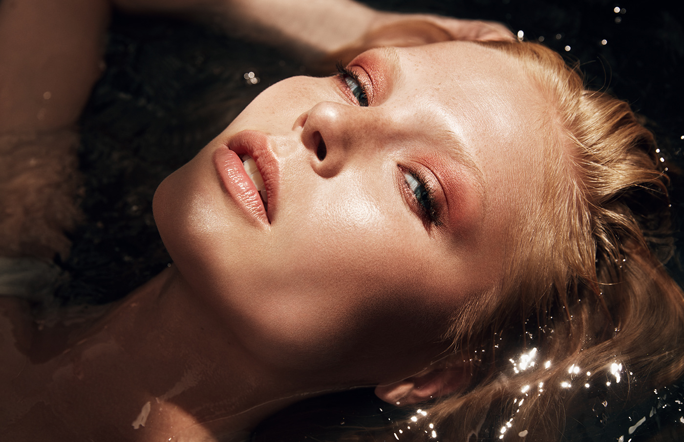 beauty BeautyPhotographer beautyphotography close-up fasionphotographer portrait topmodel water waterportrait