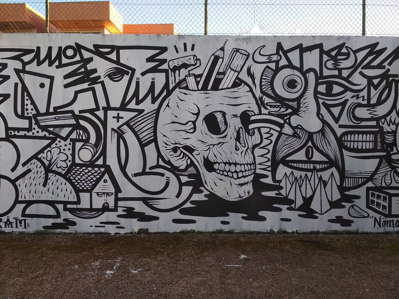Graffiti ILLUSTRATION  lettering line art Mural MURALISMO skull streetart Urbanart wall