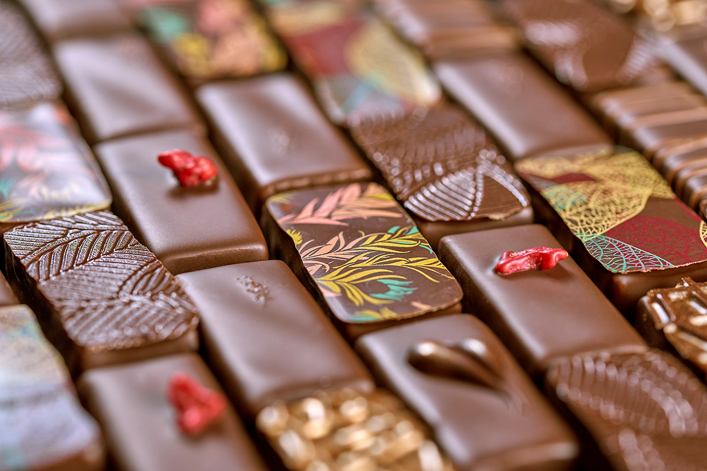 art deco bonbon brand identity branding  chocolate Culinary Food  Logo Design Packaging Sweets