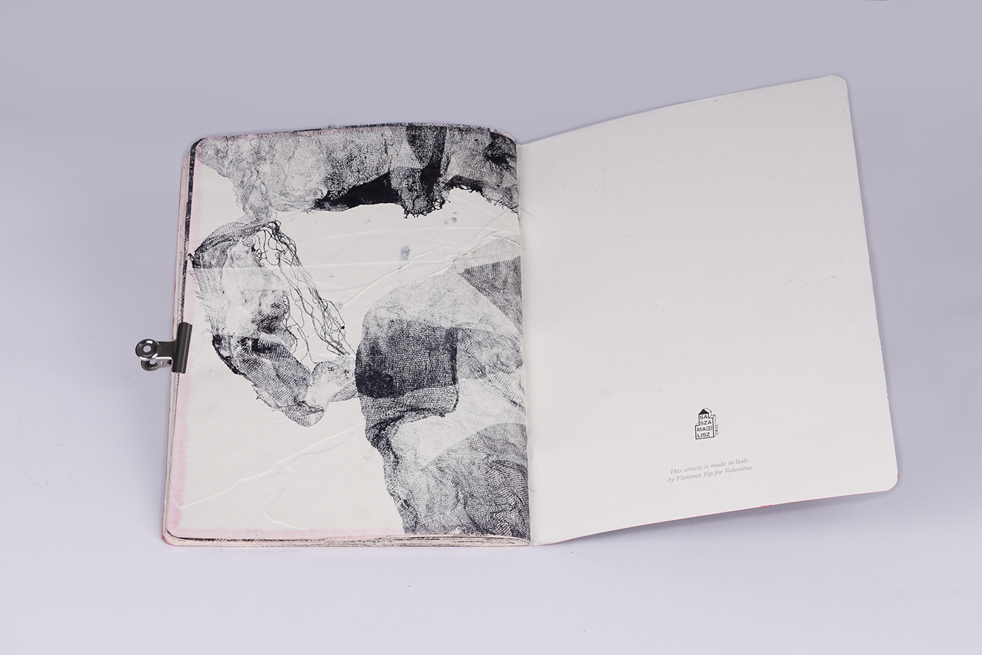 intaglio grafika artbook Wklęsłodruk illustracii GrafikaWarsztatowa artistbook rękodzieło   blackandwhite monoprint