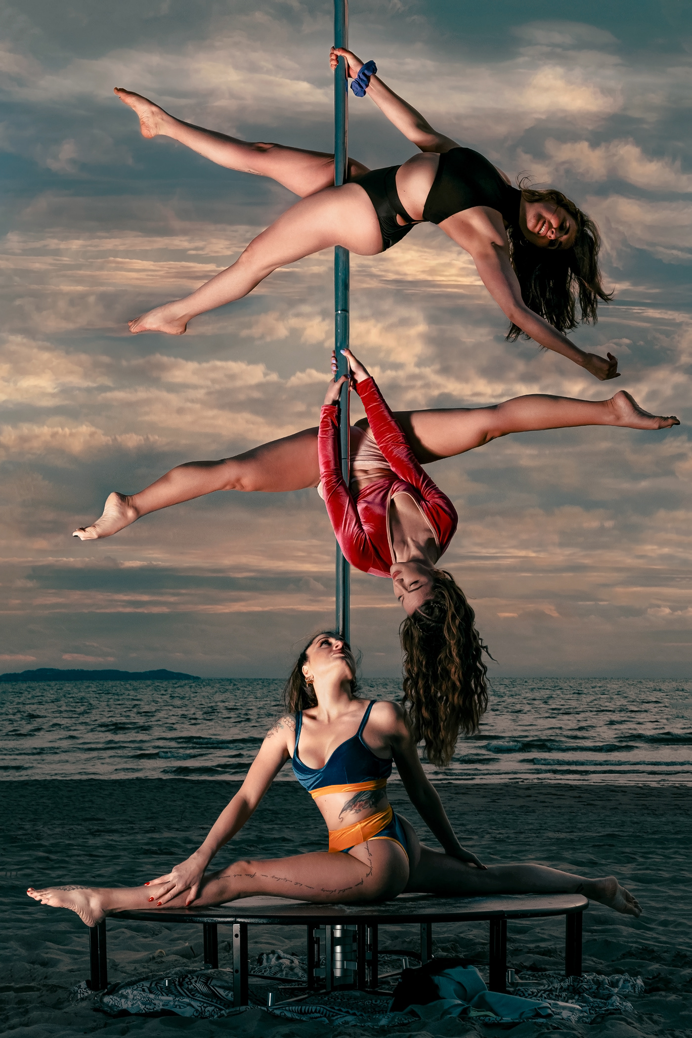 pole dance color danza discipline acrobatiche photoshop pole dance photography pole dancer