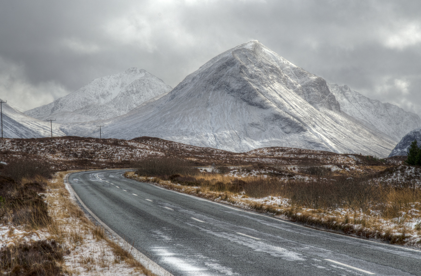 Isle of skye Cuillins snow mountains road scotland hebrides Dunvegan sligachan