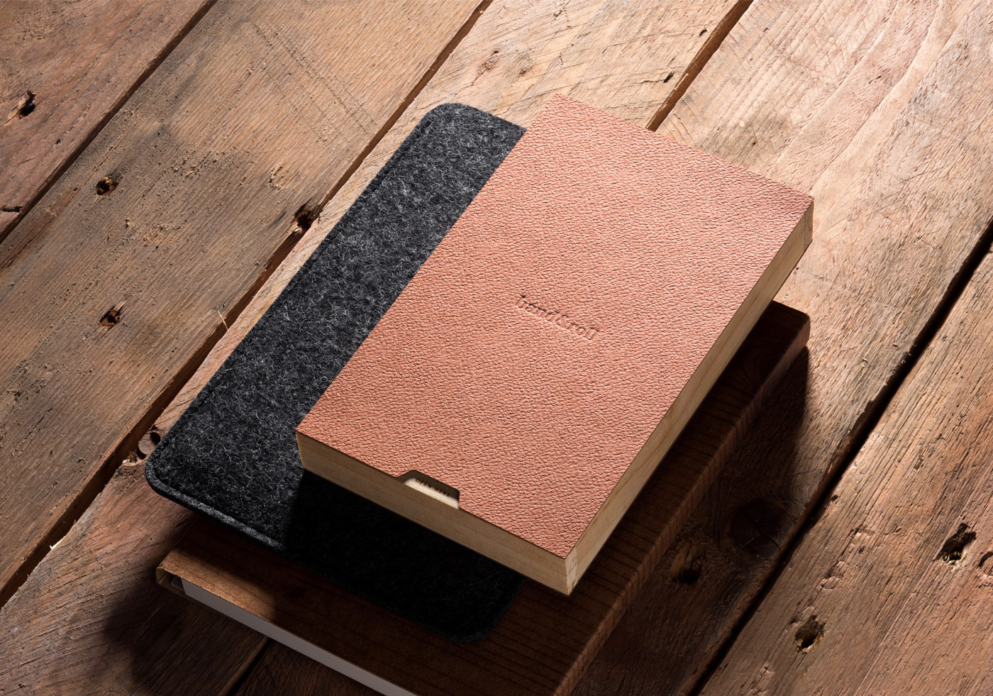 leather case natural wood brown emboss wool pencil box iPad iphone handmade germany package