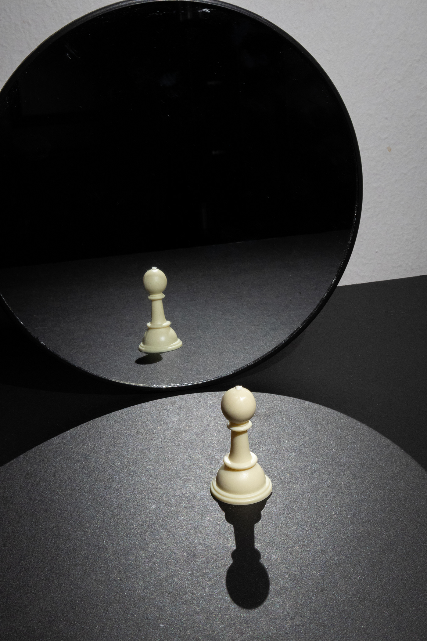 chess depression Photography  black and white light studio woman
