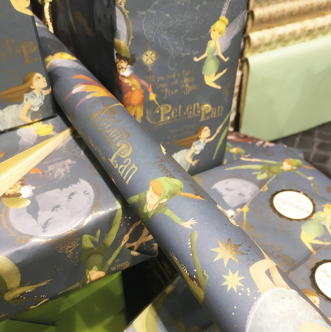 peter pan fairy tale pattern giftwrap Stationery Wrapping paper Tinker Bell hook