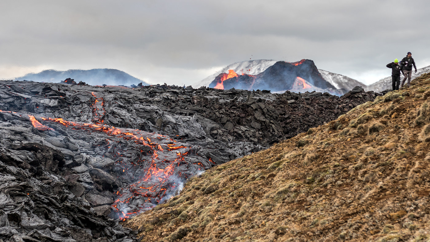 geldingadalsgos iceland Iceland eruption lava field Photography  photojournalism  reykjanes peninsula volcanic crater volcanic eruption volcano iceland