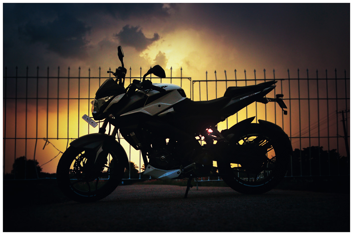 Bike KTM Photography  HariHarsha designer edit graphics pulsarns200 bajaj duke