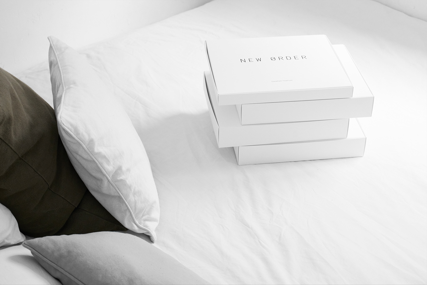 Fashion  brand Packaging clothes new order minimal White ninauc barcelona
