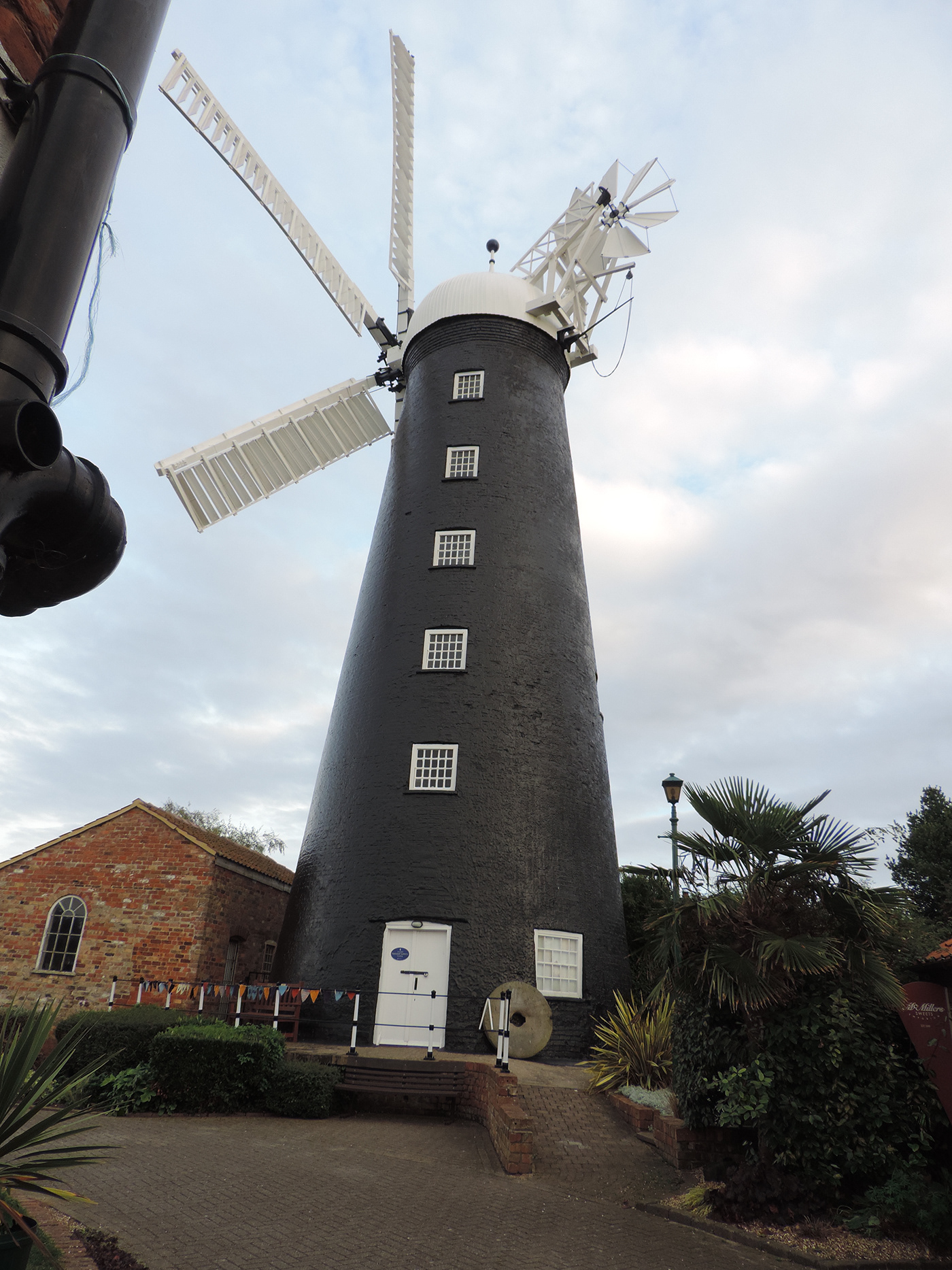 north east lincolnshire Waltham windmill