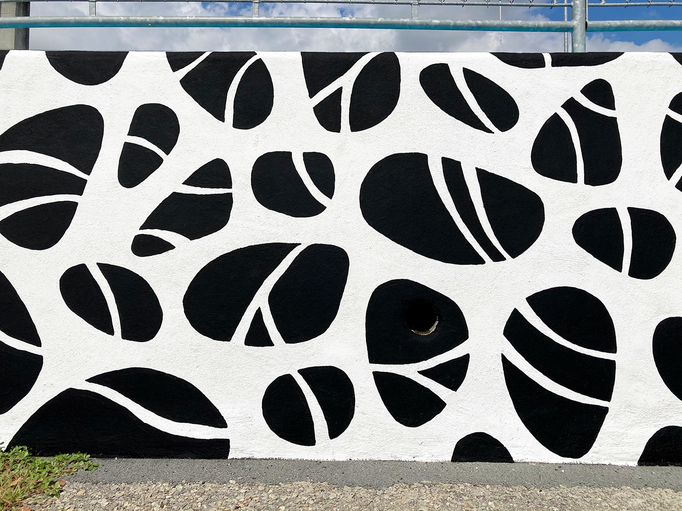 abstract black and white monochrome Mural painting   pattern pebbles rocks Street Art 