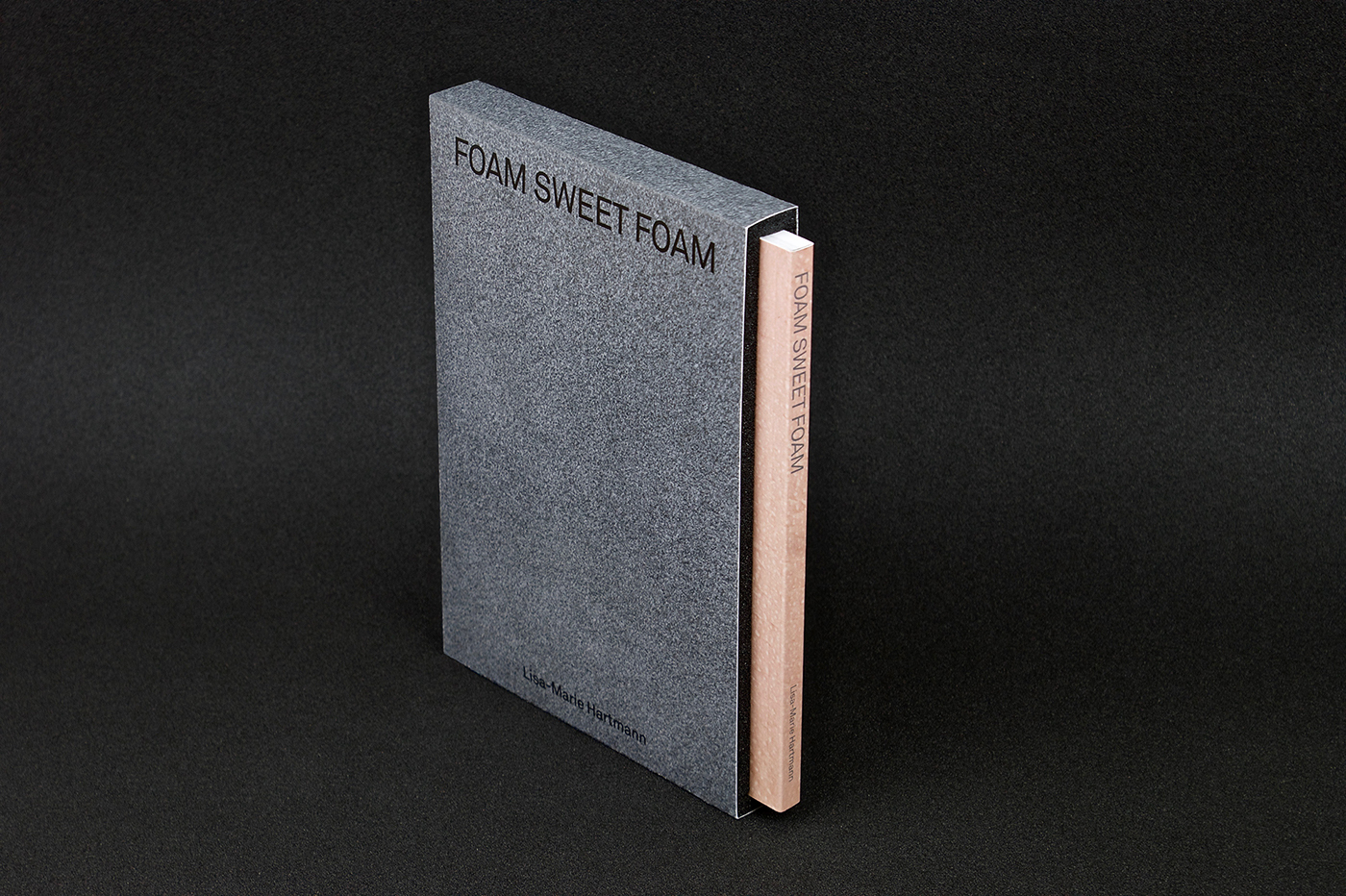 Foam grey skin Fashion  bachelor thesis box cover