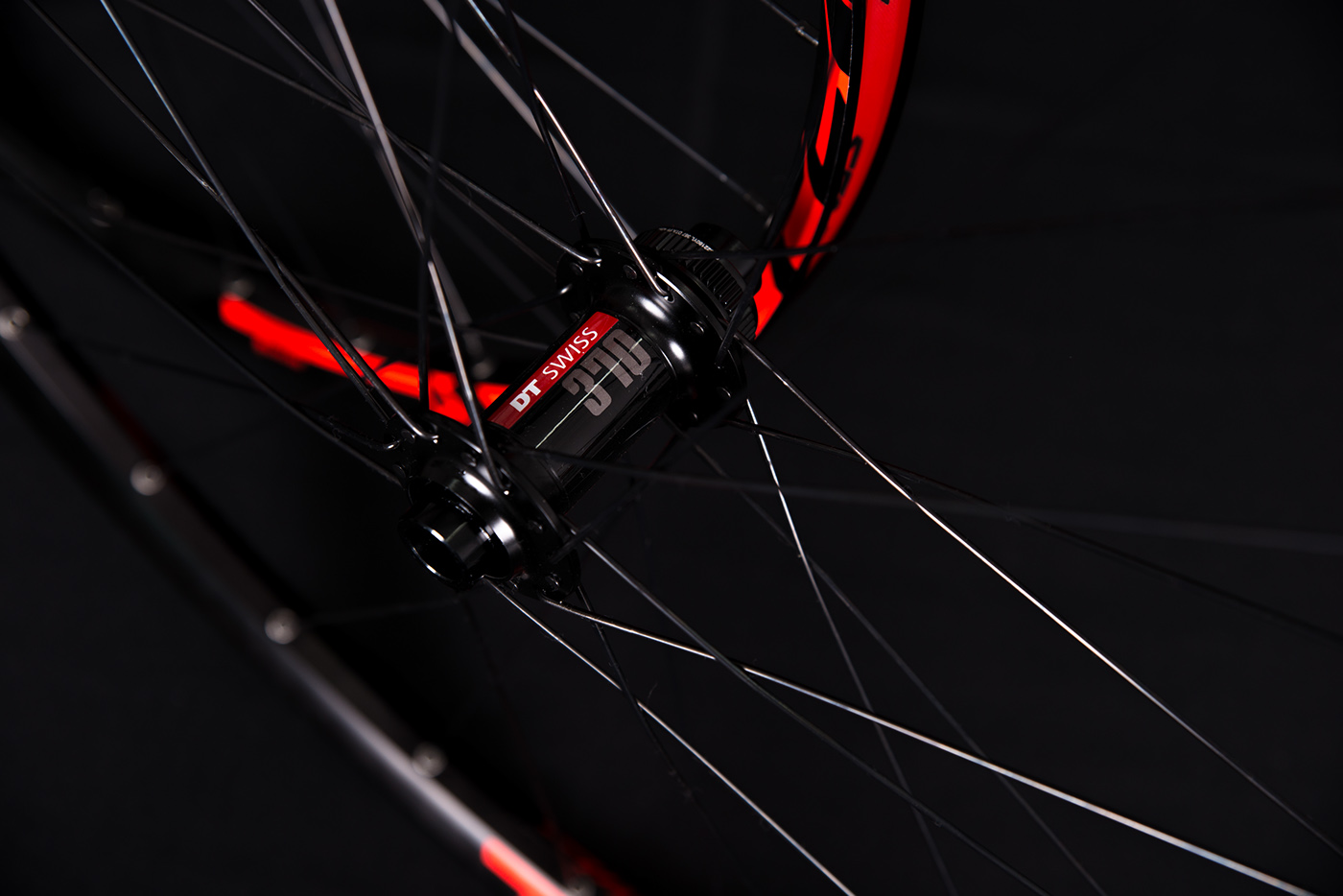 wheel Carbon Wheel Roda de bike Wheel bicylce Gabriel Delfino Delfino Design Bike Bicycle cycle road wheel