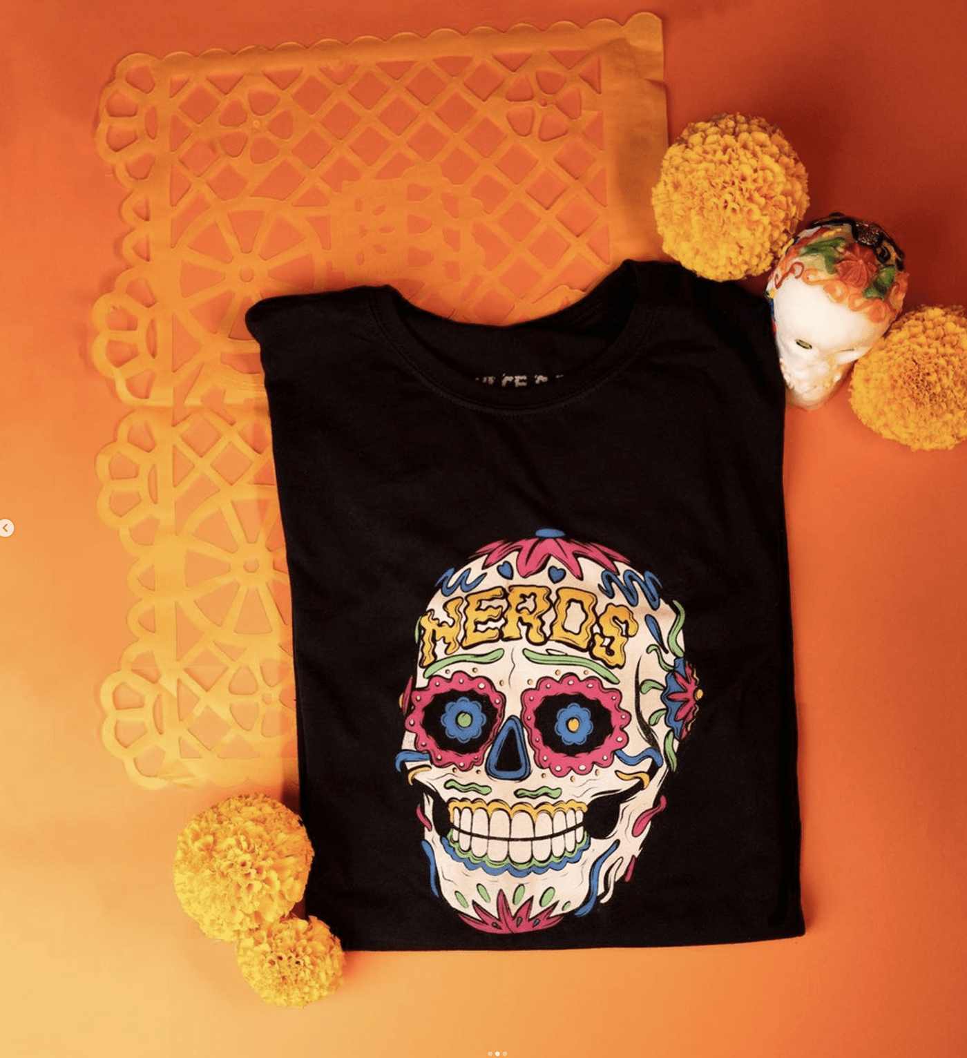 Dia De Muertos skull ILLUSTRATION  Drawing  Craneo tshirt T-Shirt Design Clothing fashion design esqueleto
