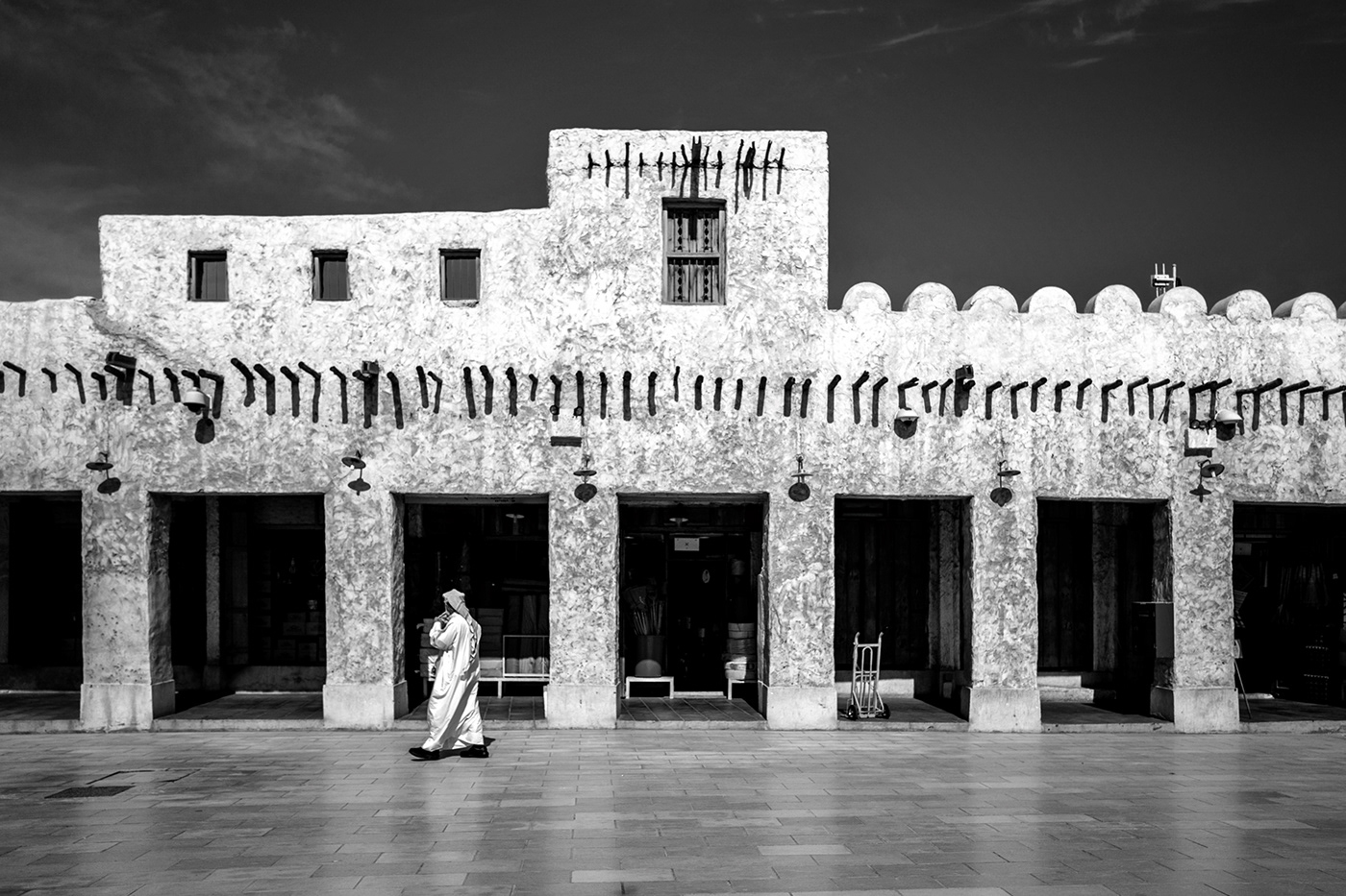 black & white bnw COVID-19 doha lockdown pandemic Qatar street photography