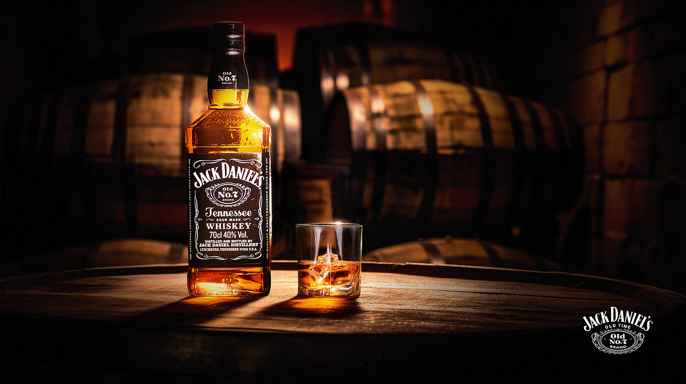 Whiskey Whisky bebida bebida alcoólica manipulation Manipulação de imagem jack daniels drink bottle Packaging