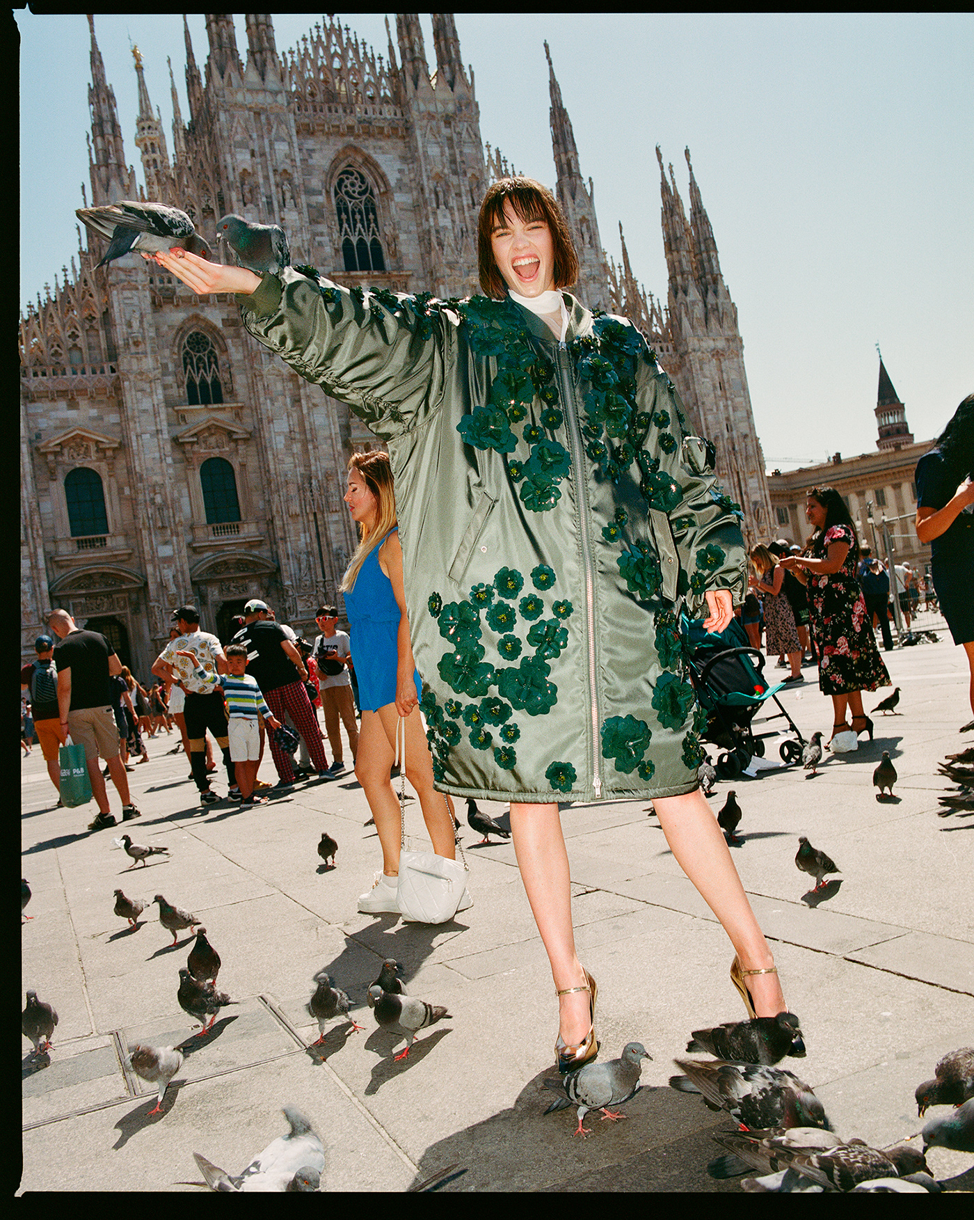 anna steininger Doves duomo editorial Fashion  Lofficiel milan model paparazzi flash prada