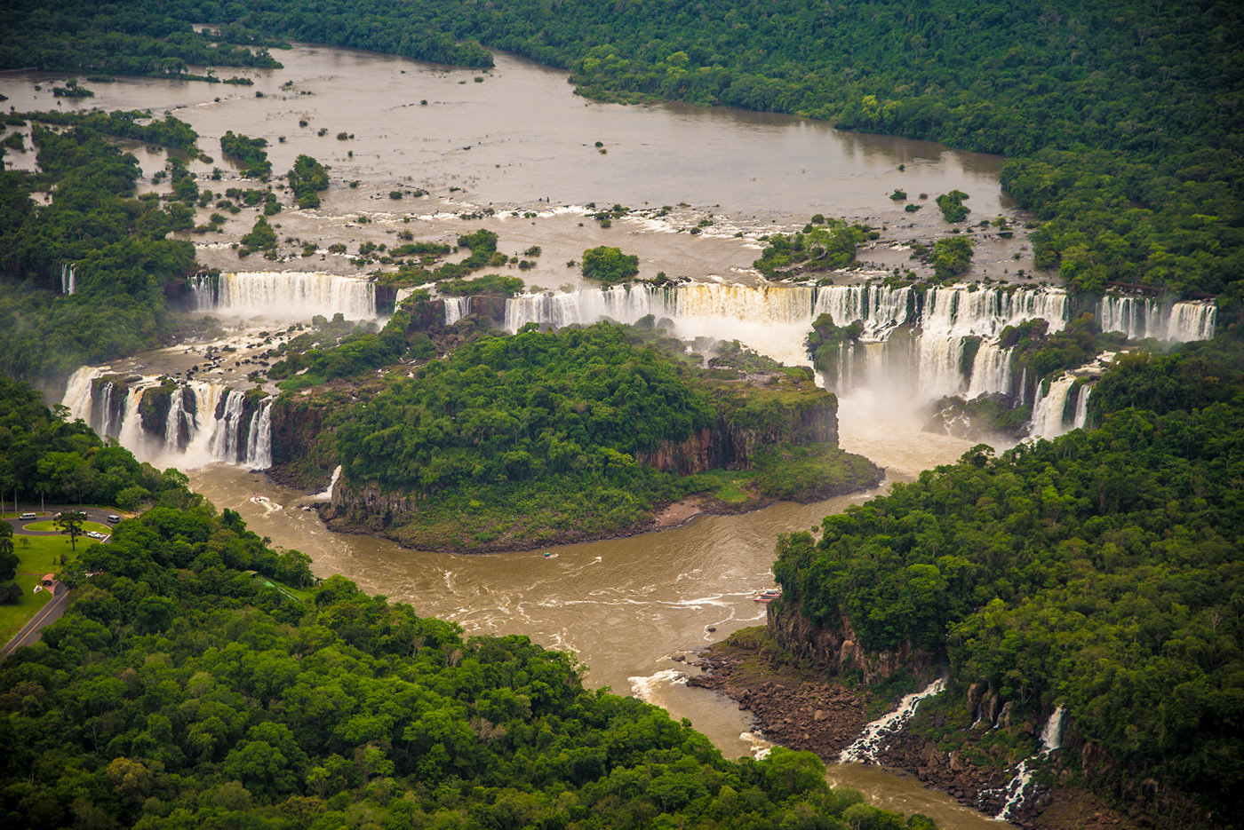 Photography  argentina Brazil iguazu Waterfalls people Photojournalist